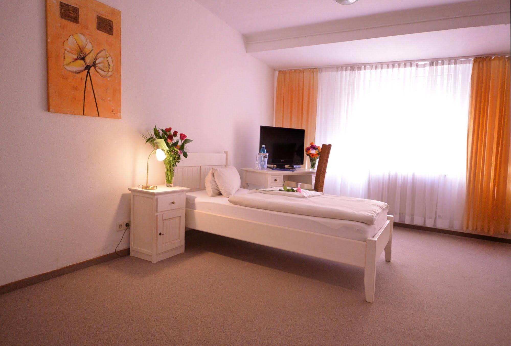 Alpha Hotel Garni Dietzenbach Exteriér fotografie